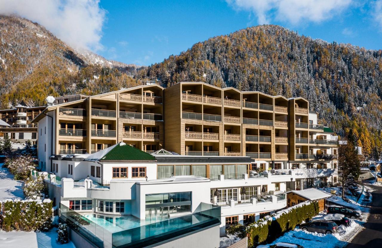 Falkensteiner Hotel & Spa Falkensteinerhof Valles Esterno foto