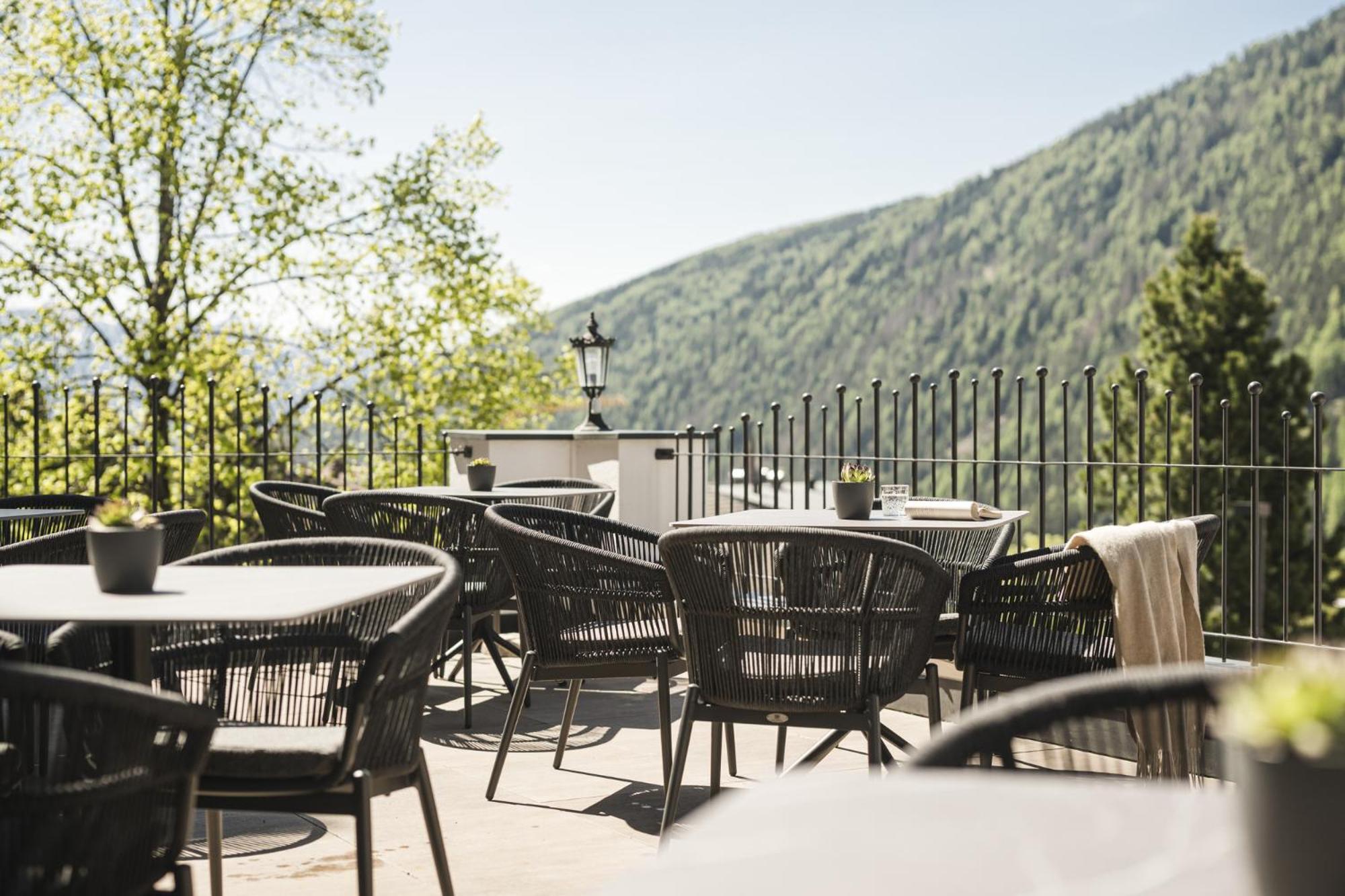 Falkensteiner Hotel & Spa Falkensteinerhof Valles Esterno foto