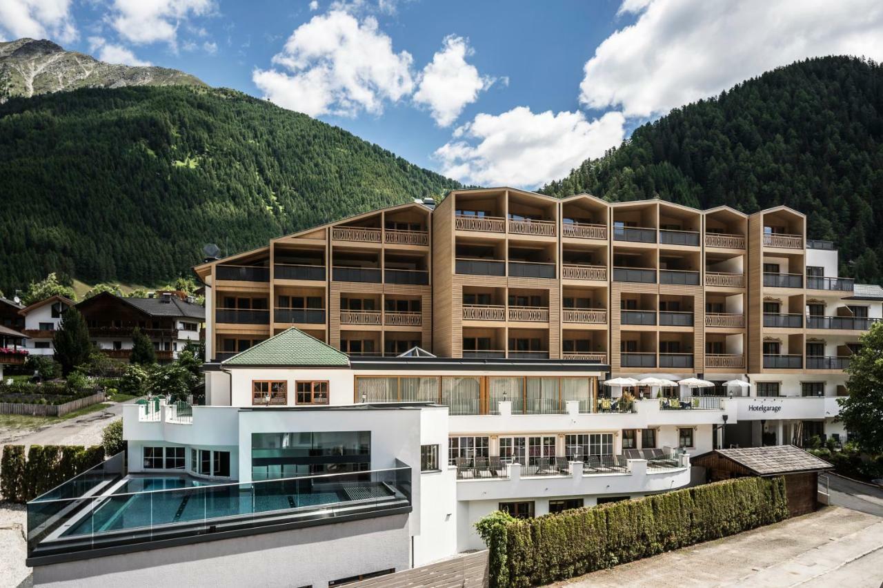 Falkensteiner Hotel & Spa Falkensteinerhof Valles Esterno foto